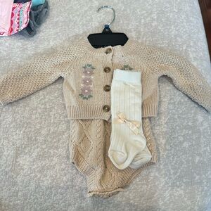 Nicole Miller Beige Knit Bodysuit Set